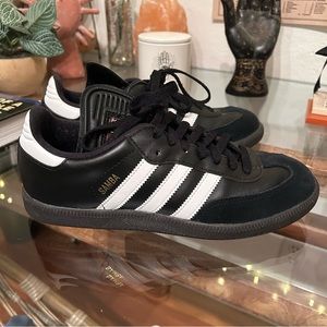 Black Adidas Sambas